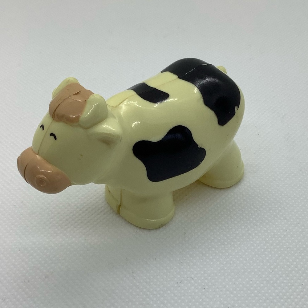 Replacement Cow Figure for Vintage Blue Box Fold N Go Farmyard Play Set Cow Only